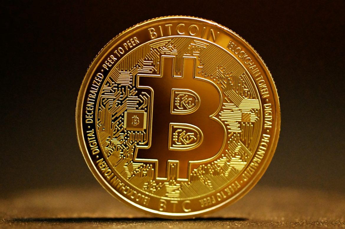 Bitcoin tra nuove strategie aziendali e previsioni estreme: nasce ProCap Financial, mentre gli analisti scommettono su una crescita esplosiva