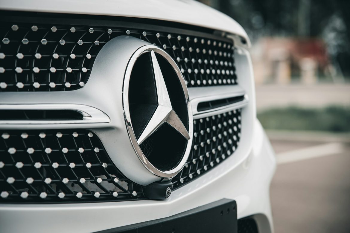 Mercedes GLC Coupé 2024: eleganza sportiva, comfort e tecnologia all’avanguardia